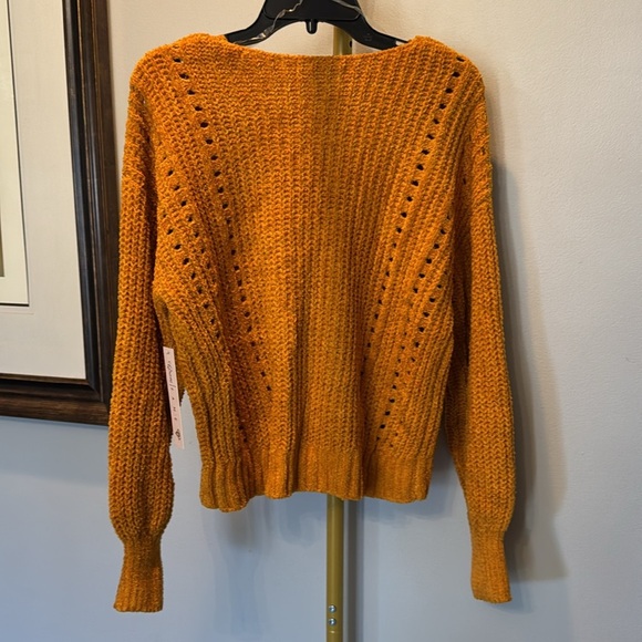 Crave fame gold tone soft sweater NWT XL - Picture 3 of 9